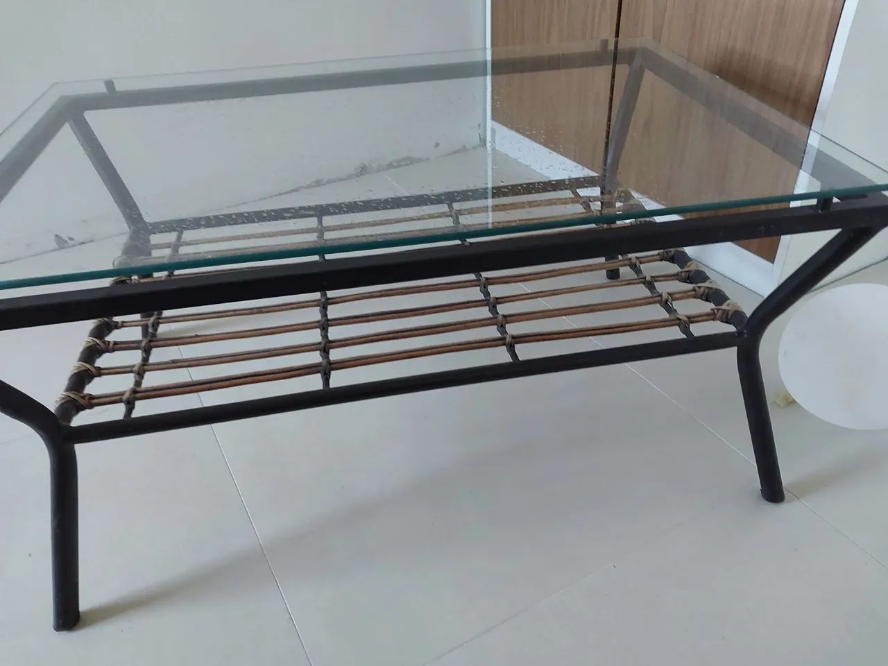 Mesa de centro de ferro e vidro - Foto 2