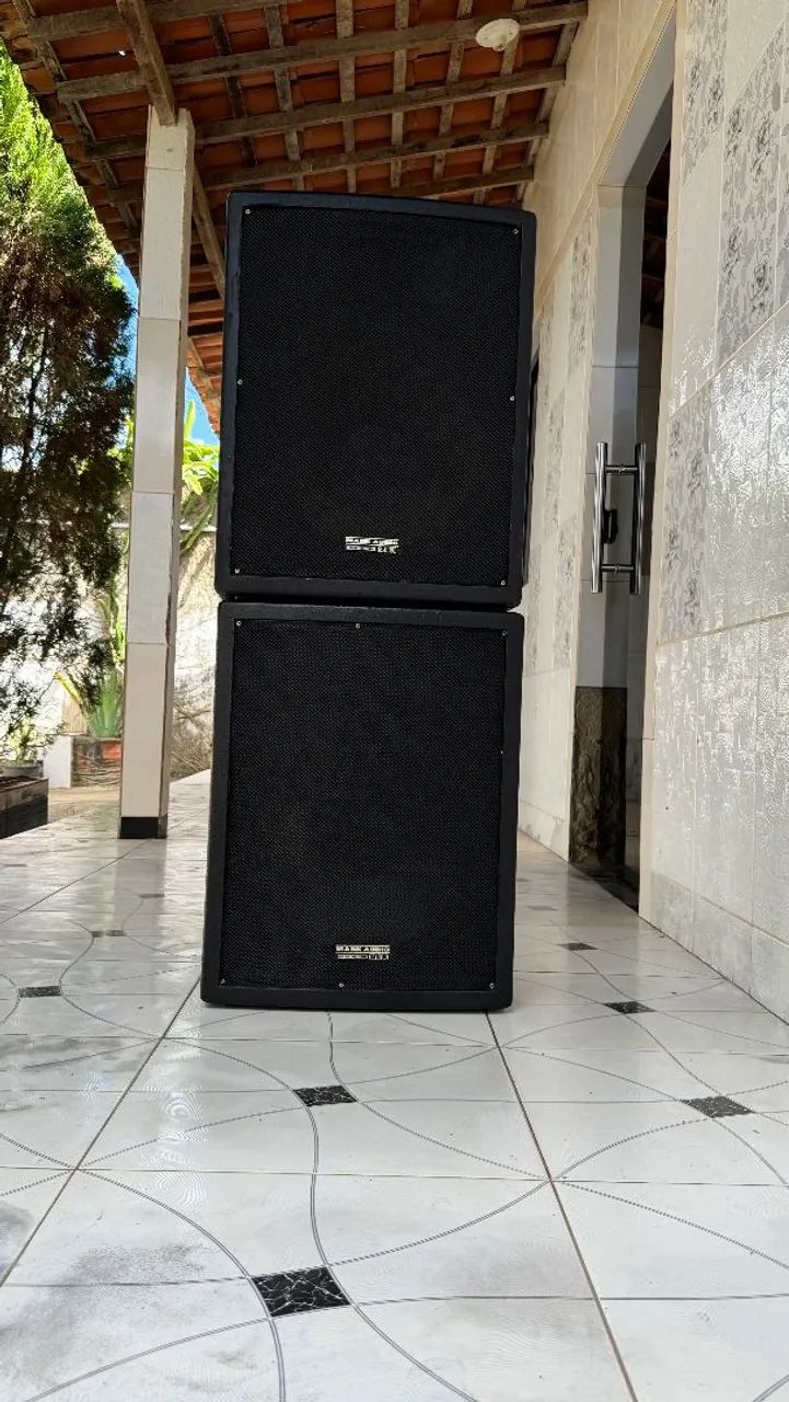 VENDO PAR DE CAIXAS MARK ÁUDIO 1000W