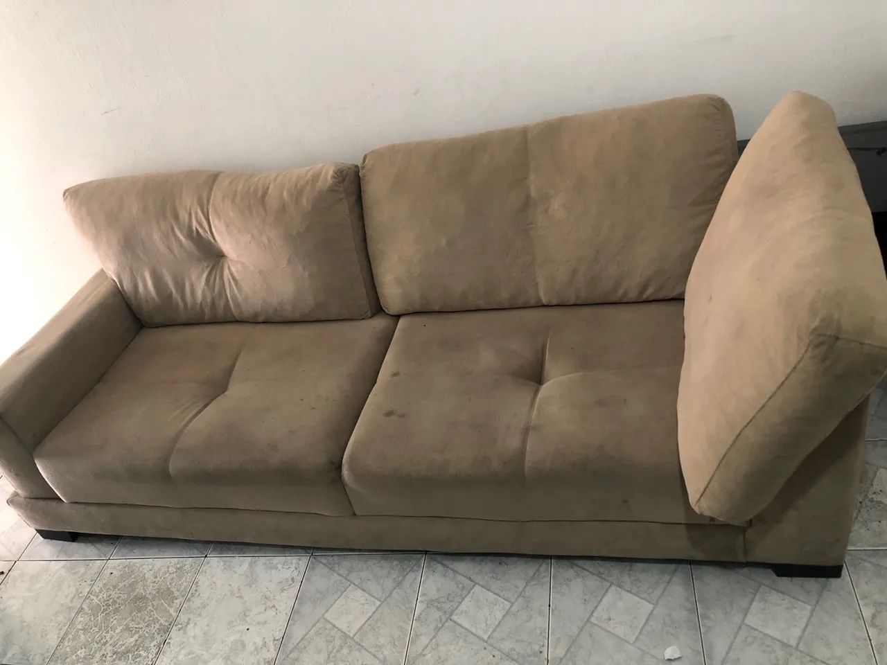 Sofá Grande e confortável 