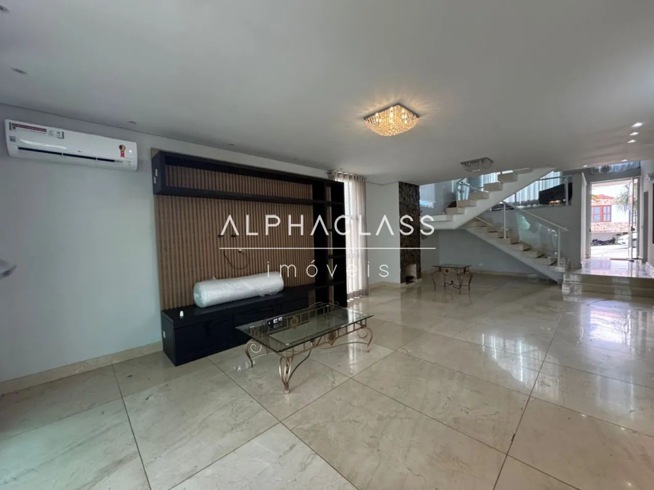 Alugo casa em Alphaville - Residencial 11