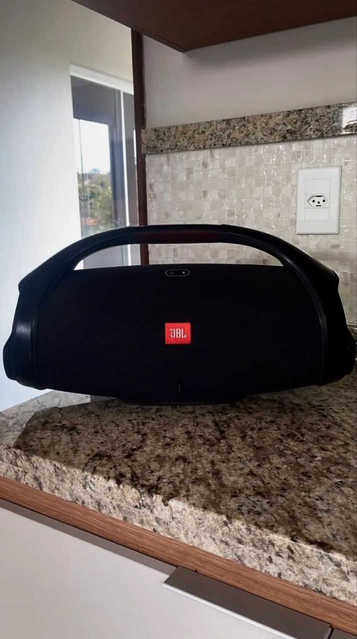 JBL boombox 2