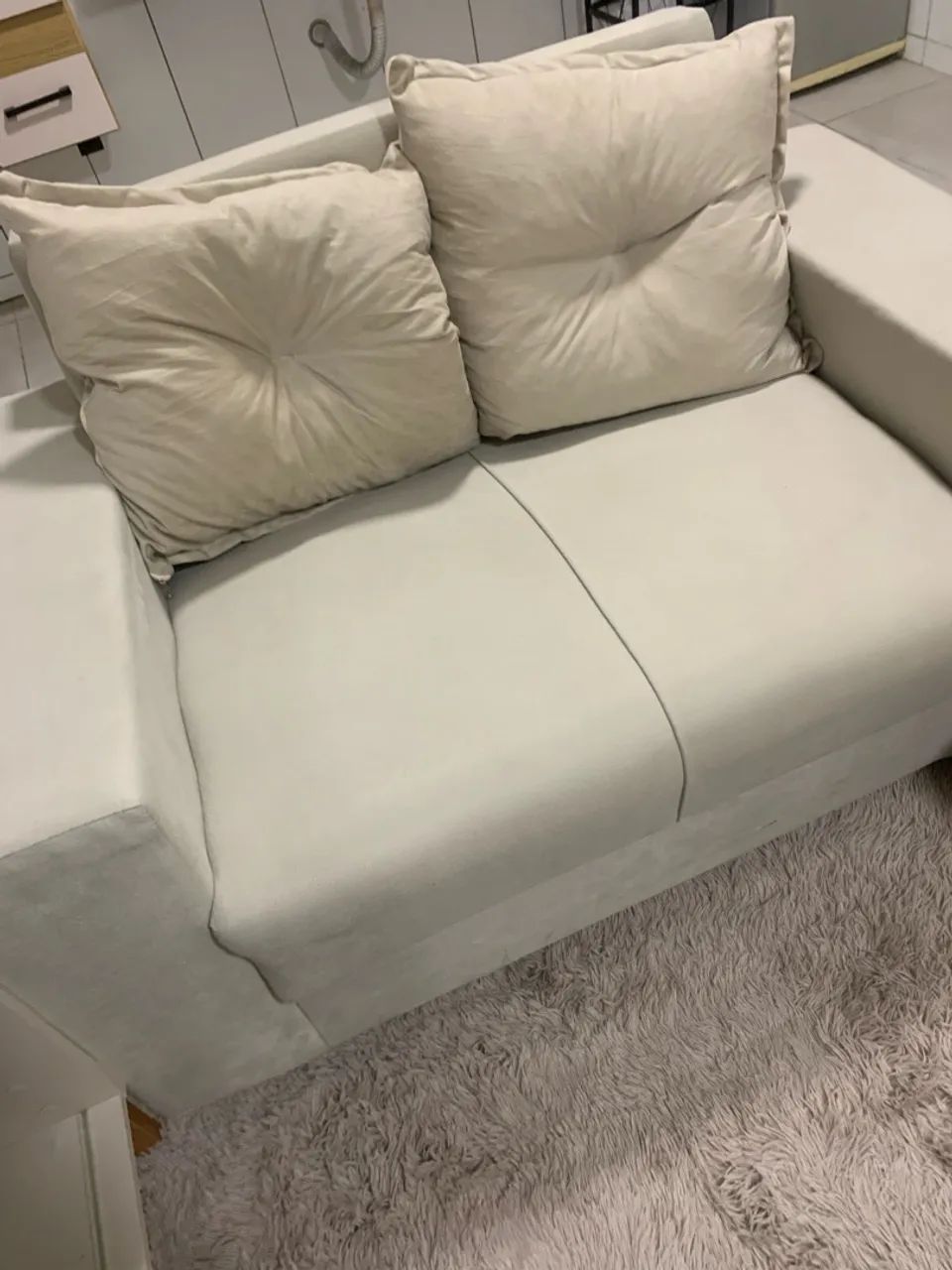 Sofá 2 e 3 lugares bege  - Foto 3