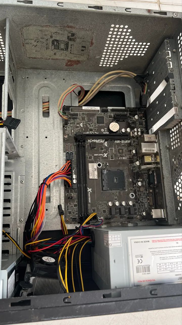 Vendo CPU de computador  - Foto 4