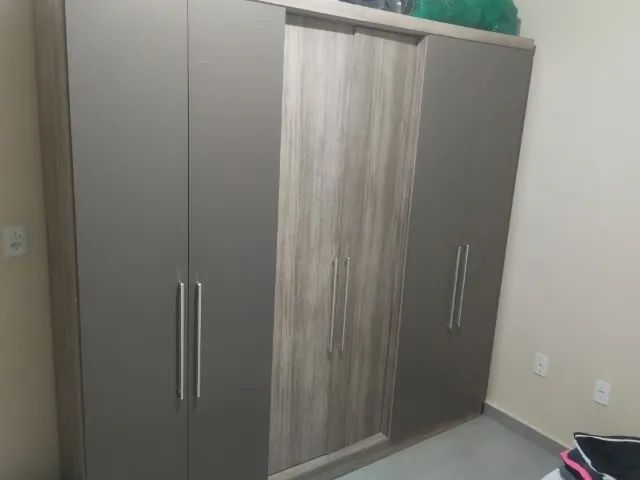Vendo Guarda Roupa
