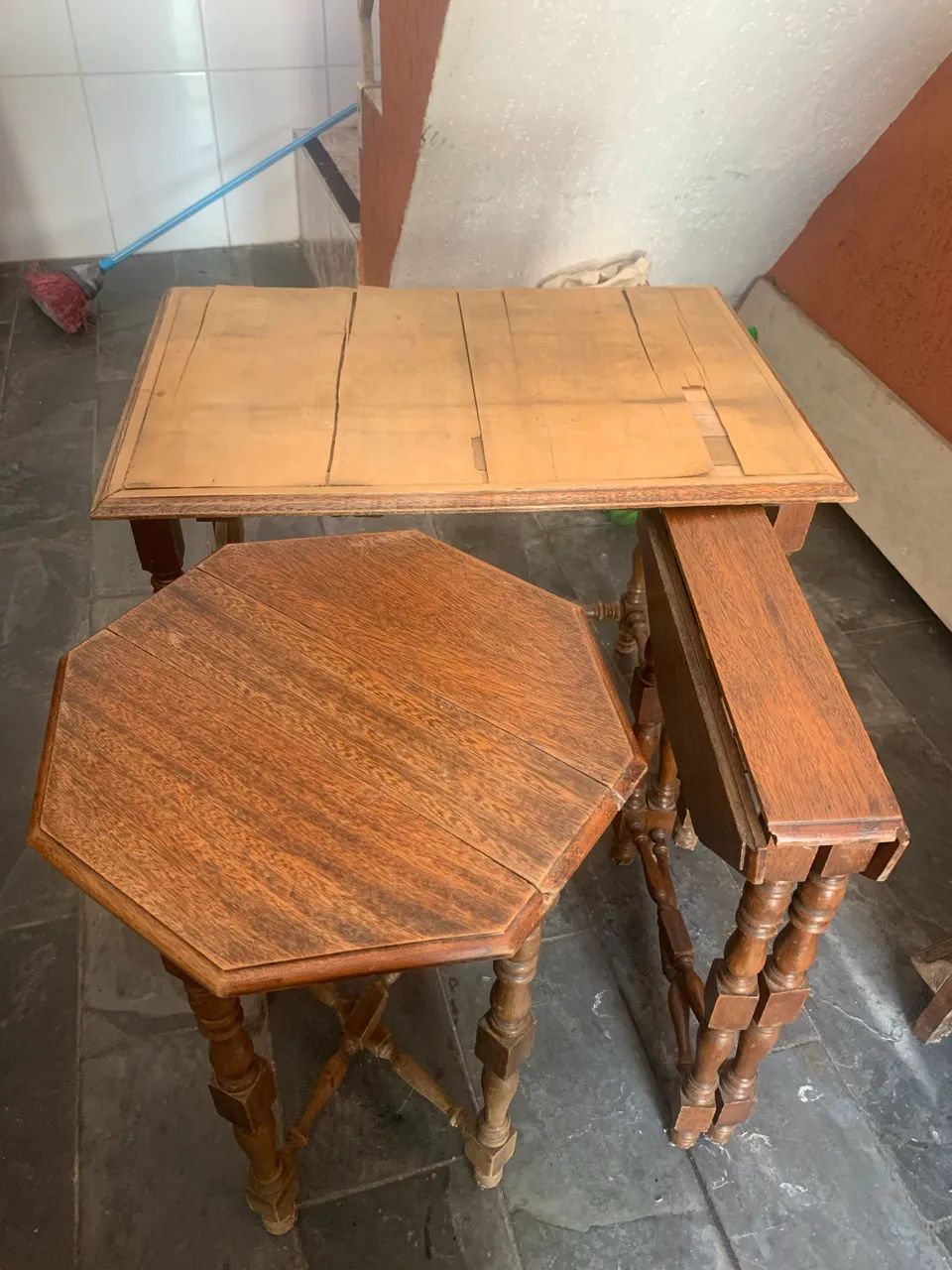 Mesa com 4 mesinhas  - Foto 2