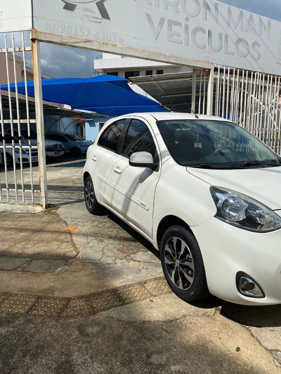 Nissan March 1.0 12V FLEX 5P 2016