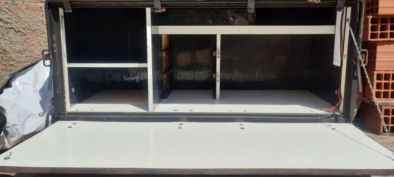 Vendo caixa de cozinha para caminhão ou carreta 