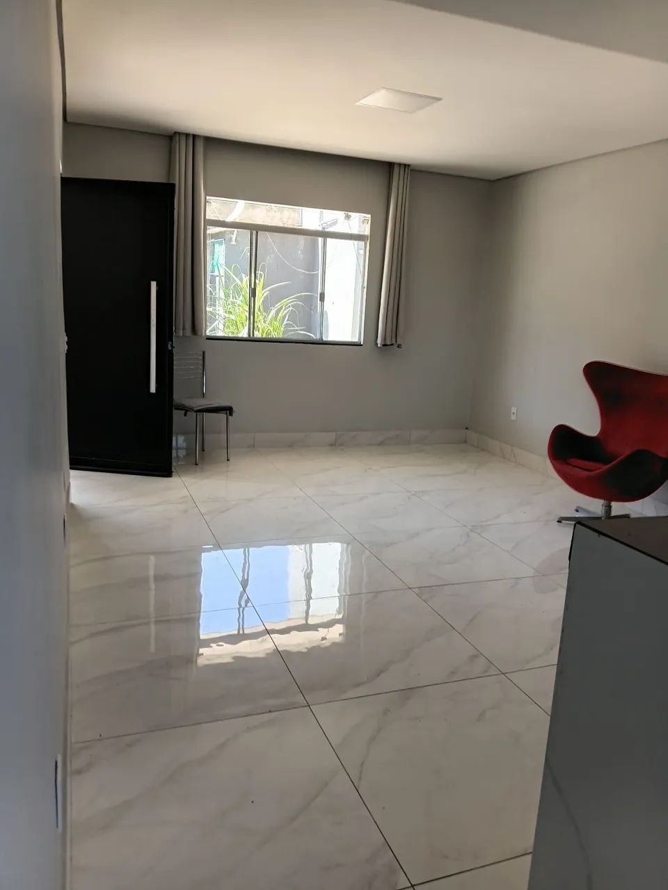 Alugou apto  2 quartos