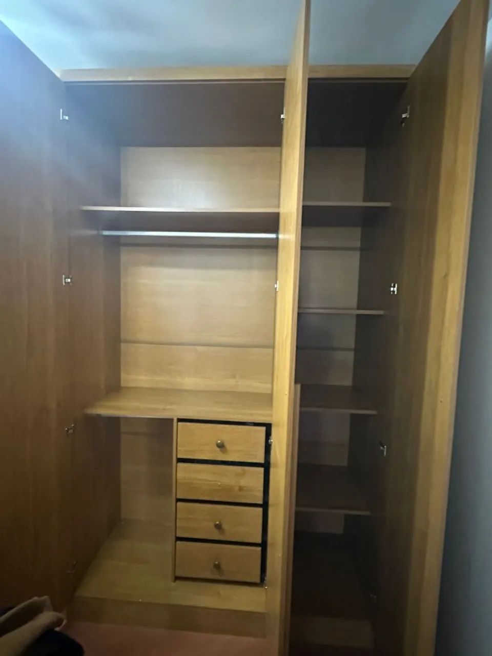 Guarda Roupa 6 portas - Foto 3