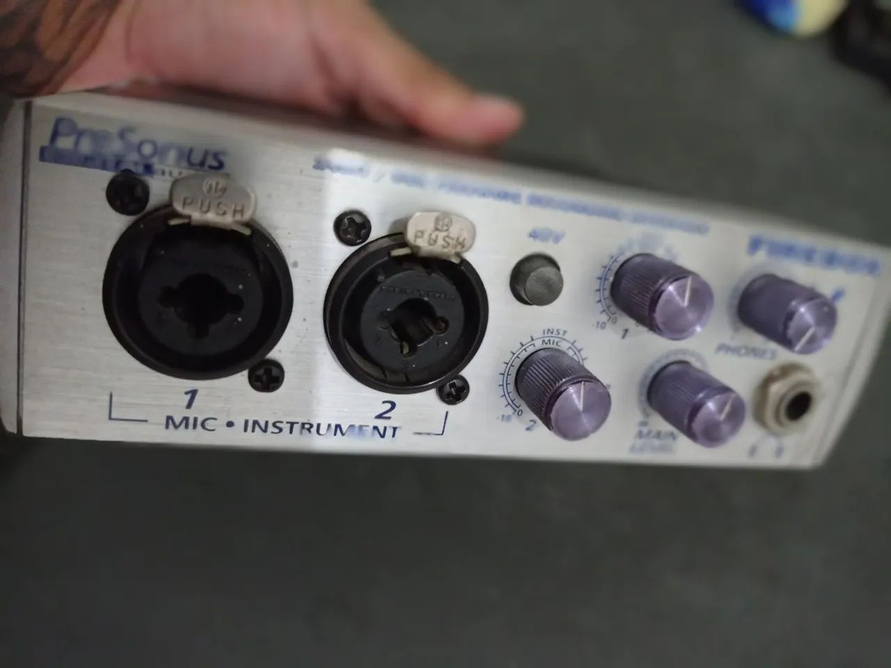 Interface de áudio FIREBOX  - Foto 2