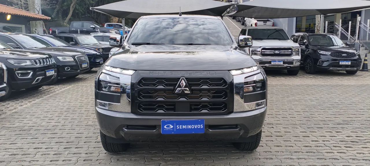 Mitsubishi Triton 2027