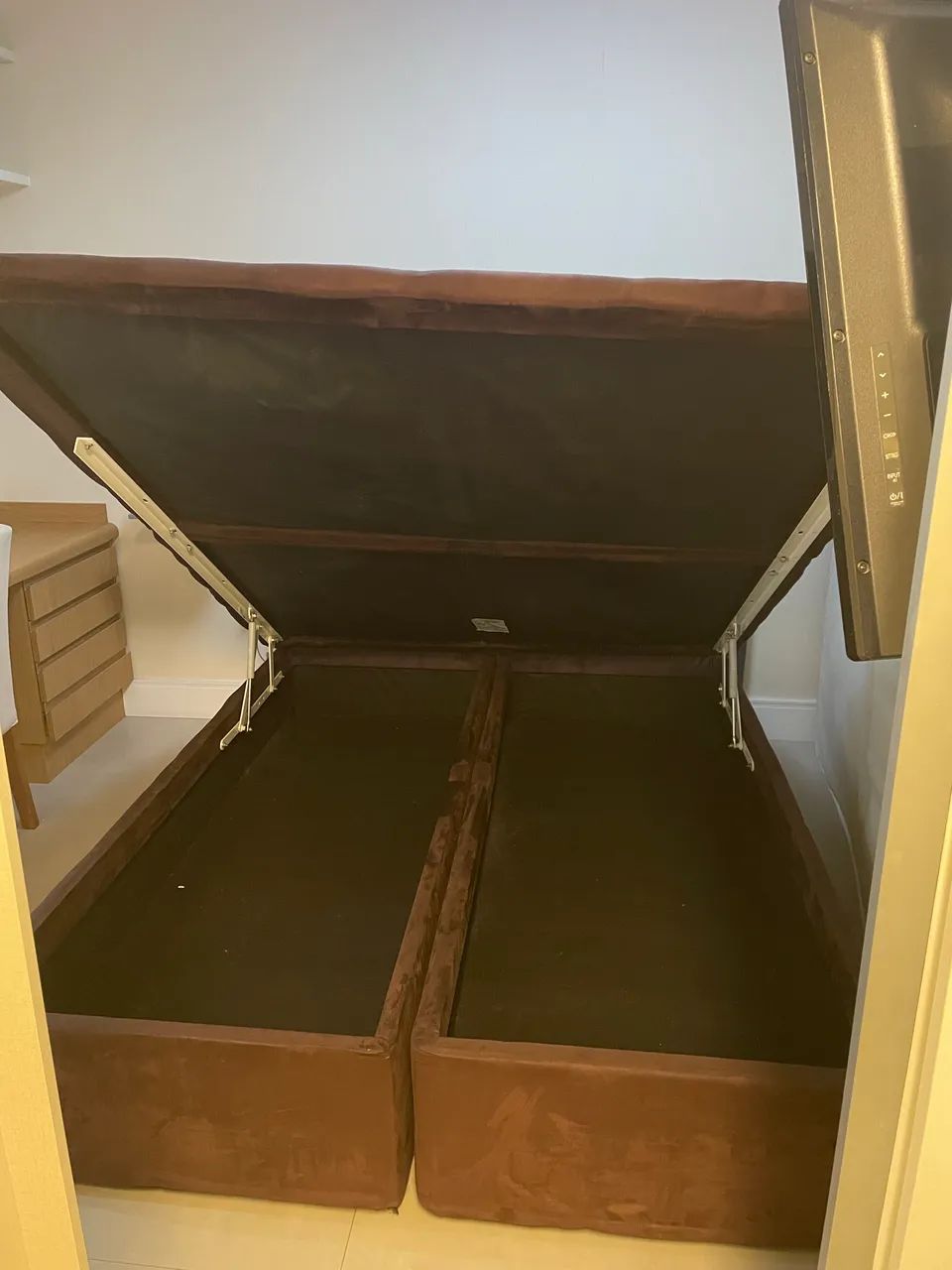 Cama box baú de boa qualidade em bom estado - Foto 3