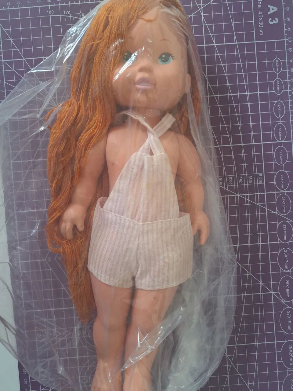 Boneca ruiva antiga 