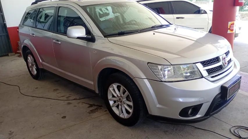 Fiat Freemont 2.4 16V 5P Aut. 2014 - Foto 2