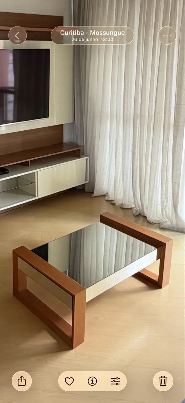 Mesa de centro espelhada 