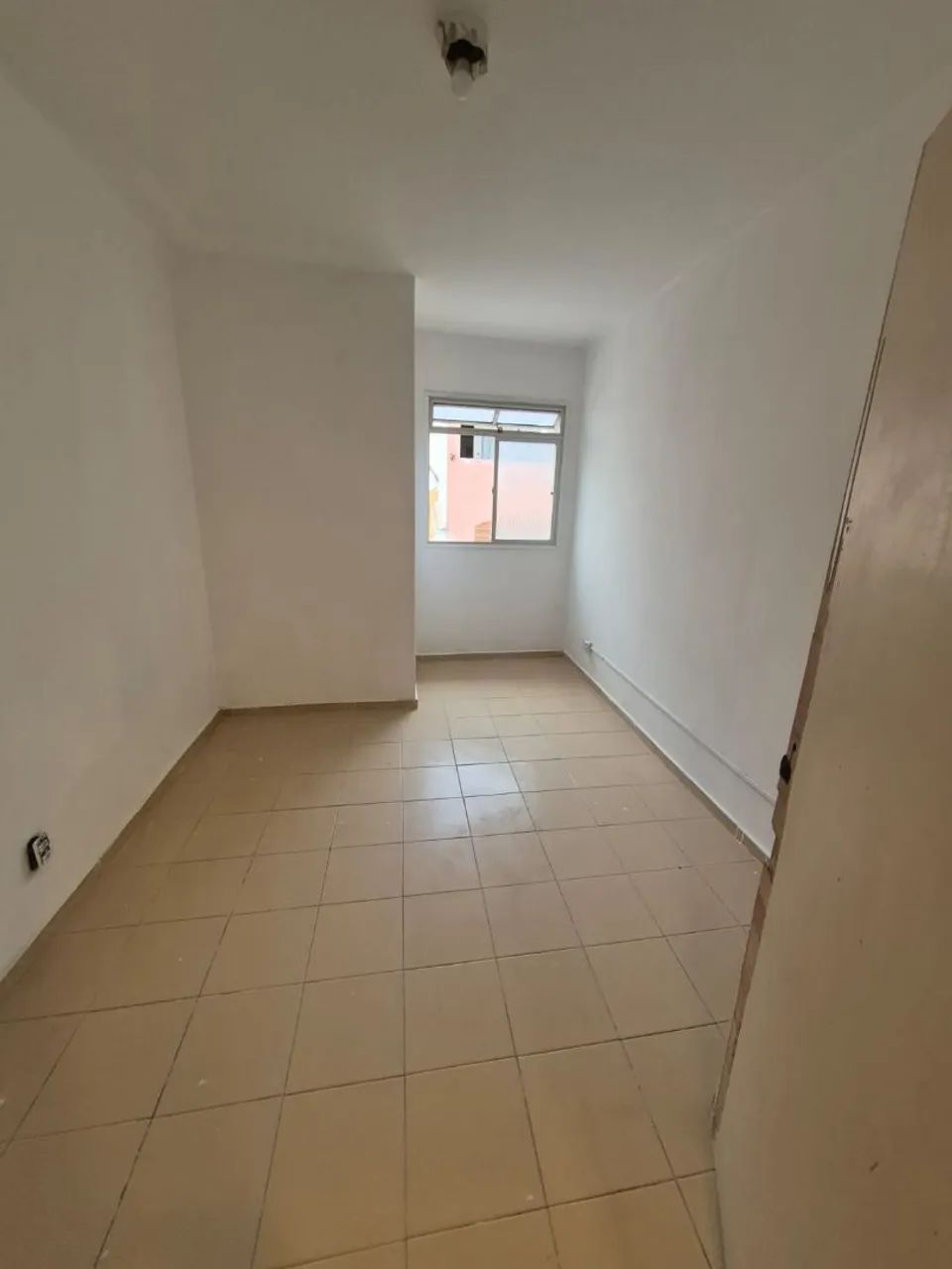 Apt 1 andar, 3 quartos amplo! Centro de Guarapari 