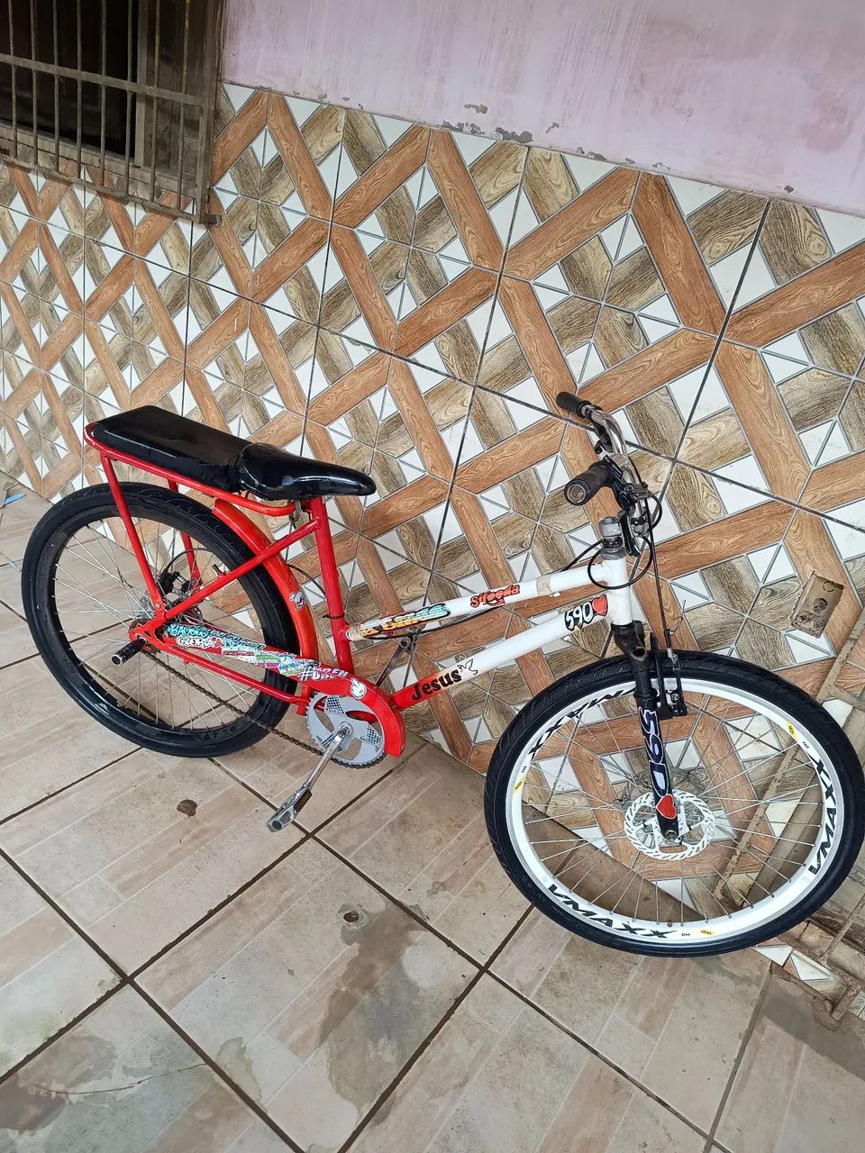 Vendo bicicleta freio a disco só pega e andar  - Foto 3
