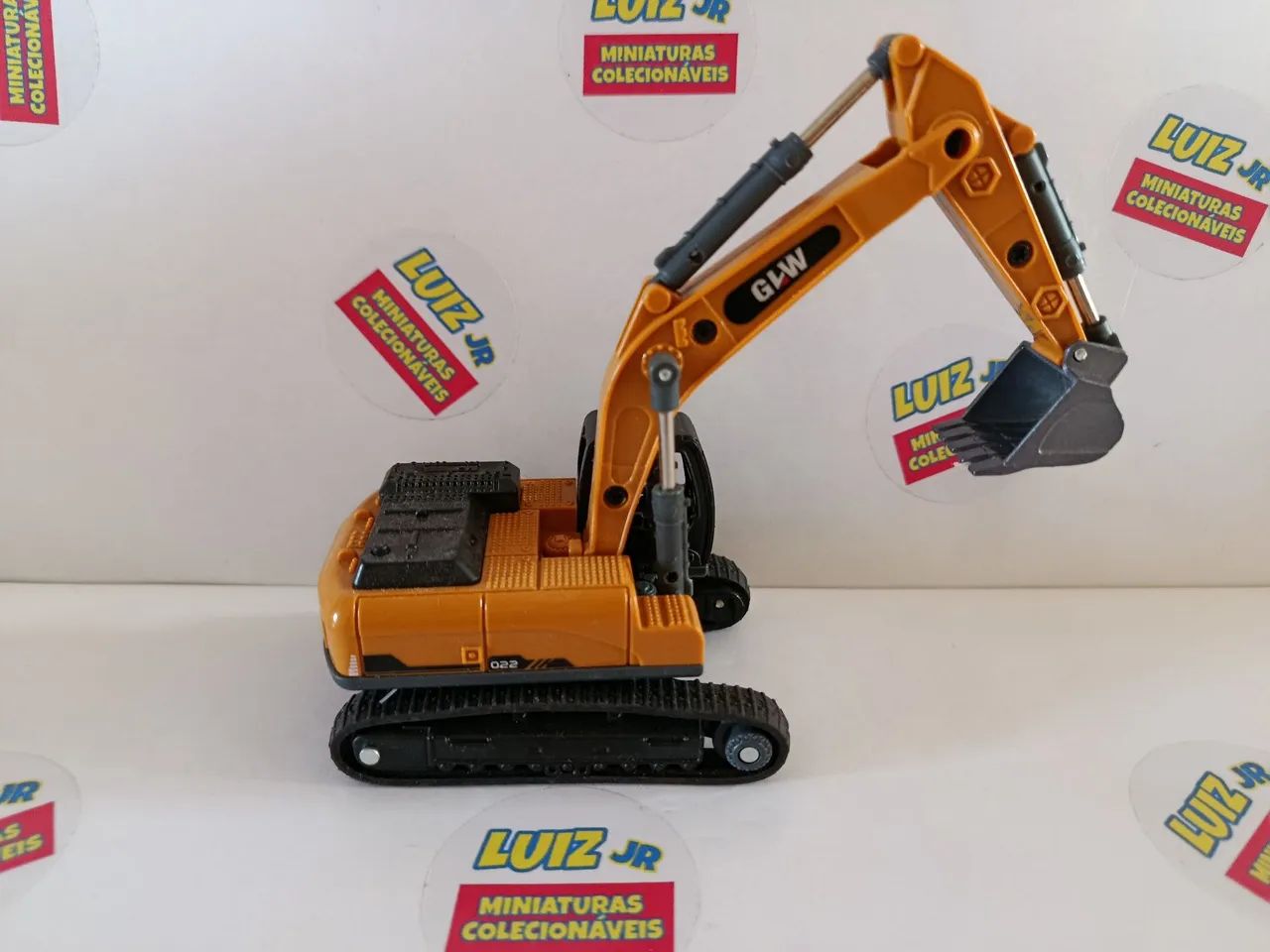 Miniatura Escavadeira - Construção  - Foto 2