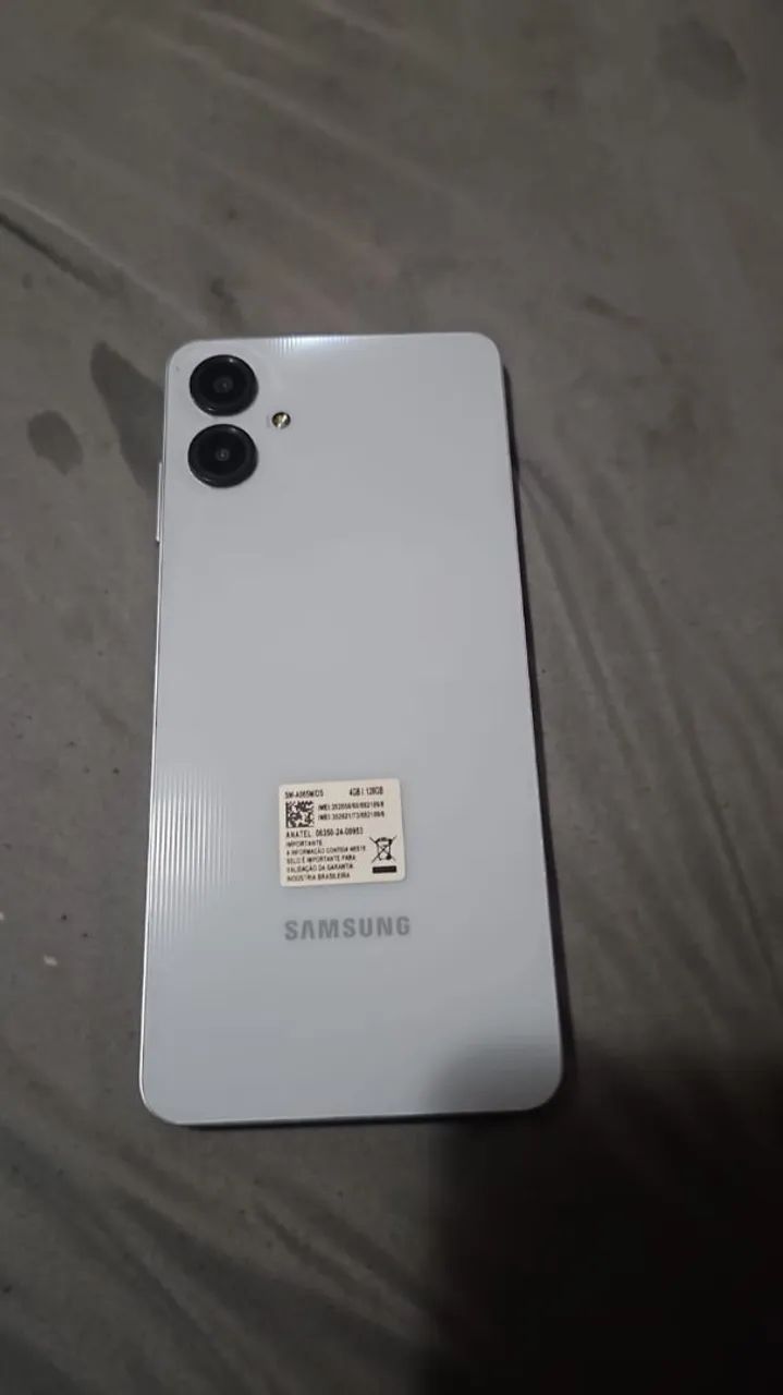 Celular no precinho 400,00