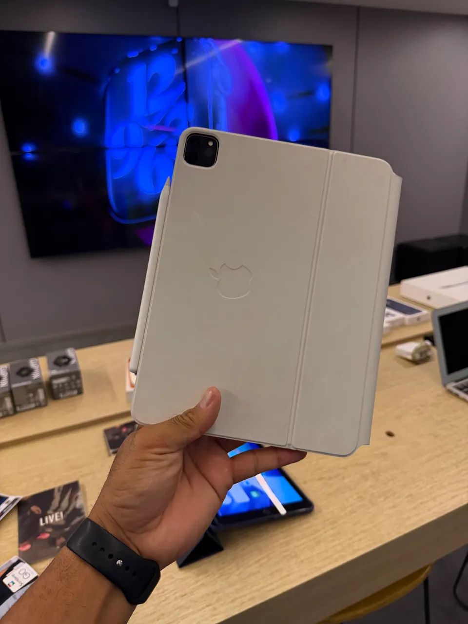 iPad Pro M1 + Apple Keyboard  - Foto 4