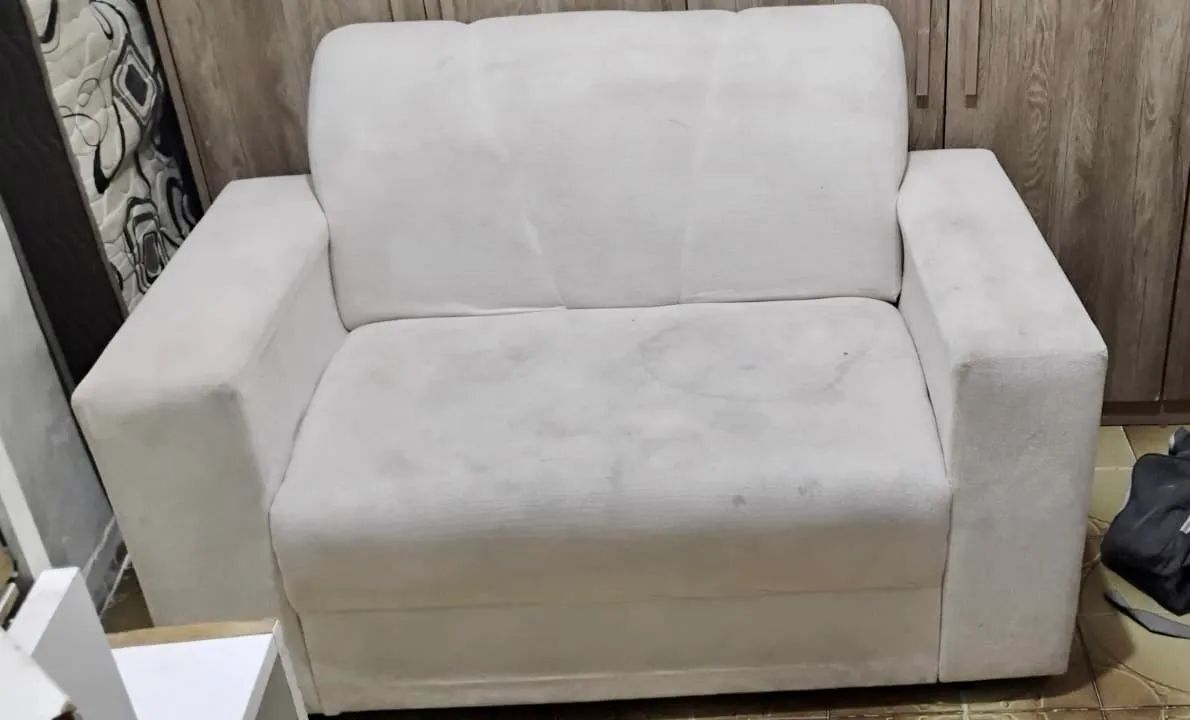 SOFÁ DIUS LUGARES SEMI NOVO - Foto 4