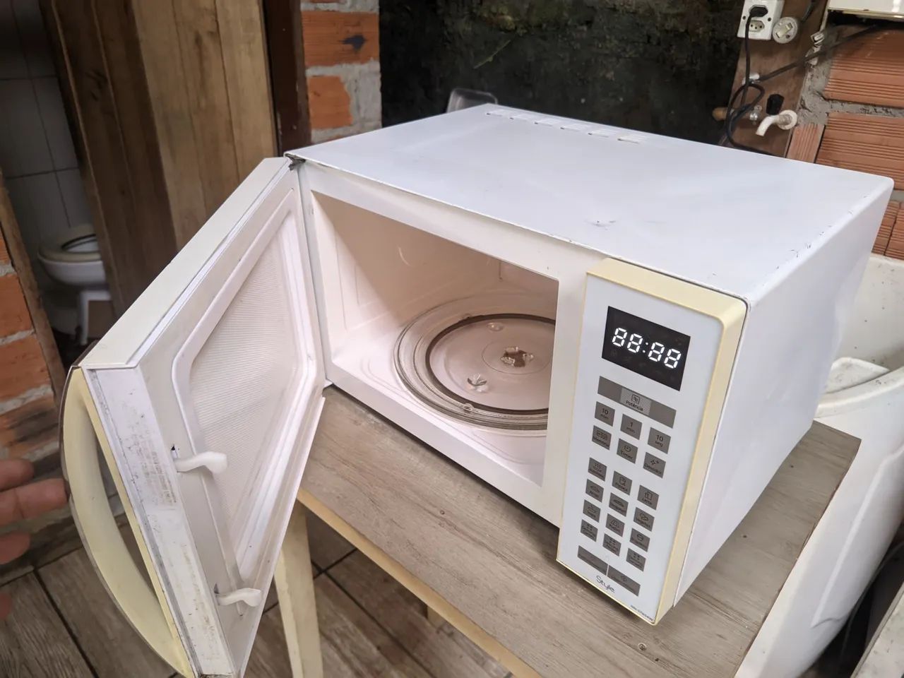 Microondas Panasonic 31L funcionando perfeitamente. - Foto 2