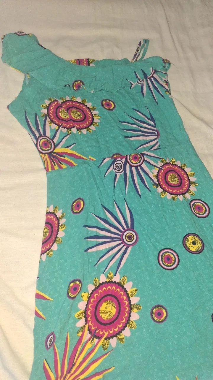 Vestido curto verde e estampado - Foto 3