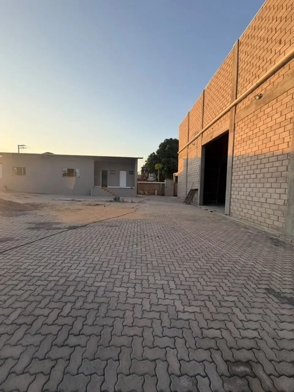 Aluga-se Barracão NOVO, 1100 m² - Foto 5