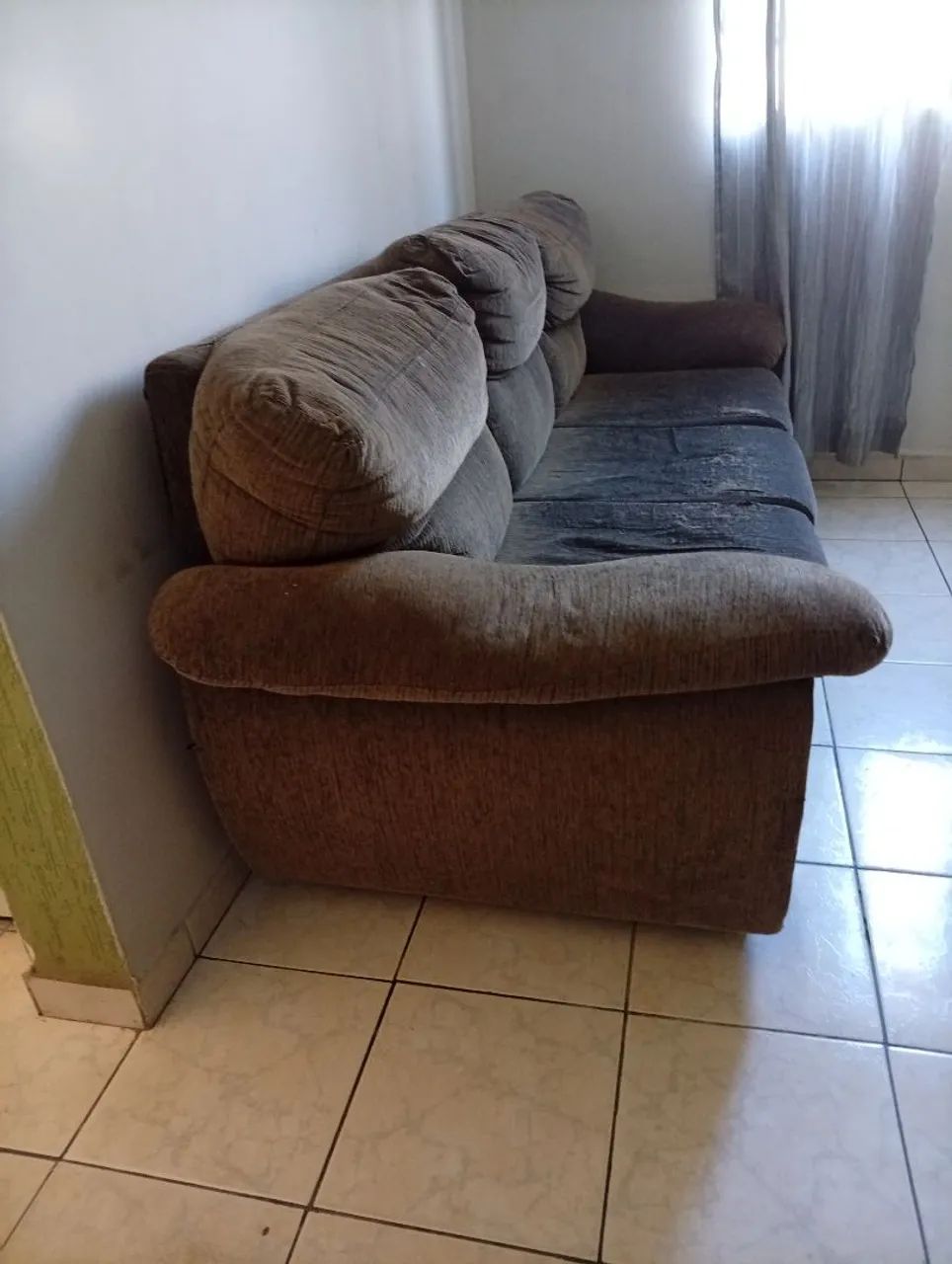 sofá fixo 3 lugares - Foto 2