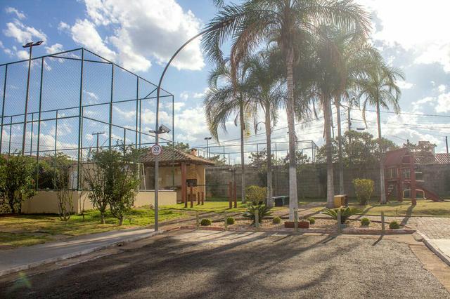 Casa em condomínio, Jd Gardenia, 2/4, 2 garagens, aceita carros na troca - Foto 7