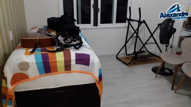 Casa com piscina no centro de guaramirim. - Foto 9