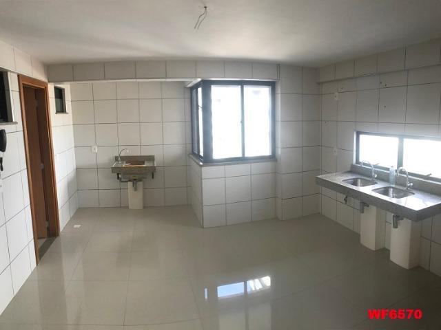 Astúrias, apartamento com 3 suítes, 2 vagas, andar alto, área de lazer completa - Foto 6