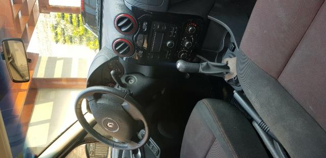 Sandero stepway 1.6 -14/14 - (77.000 KM) - Foto 3
