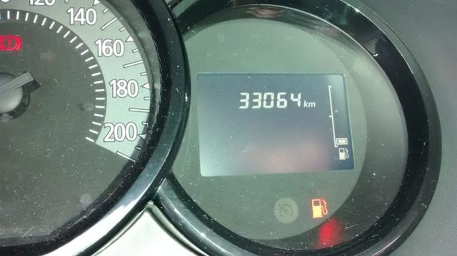 Renault Logan Expression 1.6 Manal 2019 - Foto 10
