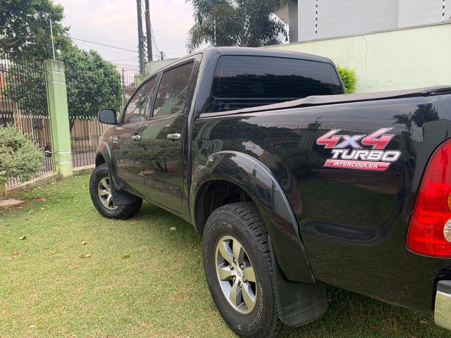 Camionete Toyota Hilux - Foto 2