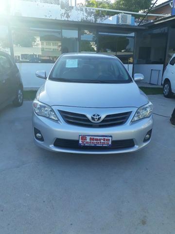 Vendo um ótimo Toyota Corolla xei 2012
