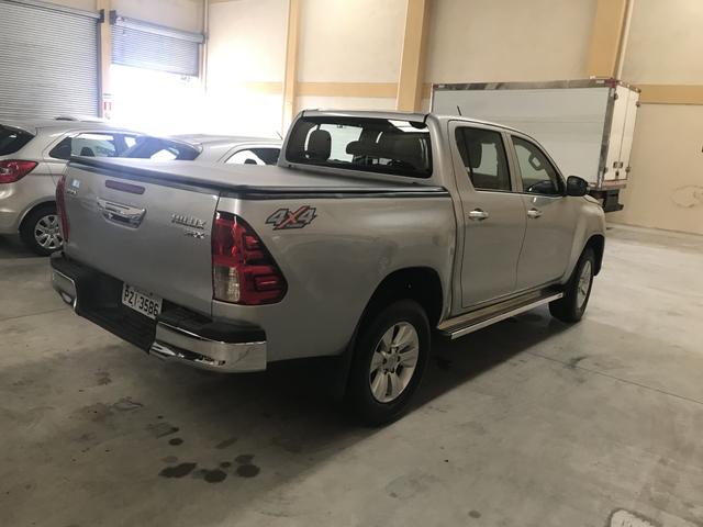 Hilux 2.8 manual Diesel 4x4 - Foto 3