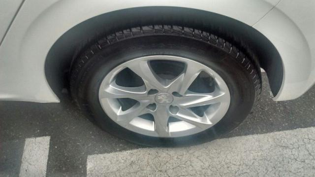 PEUGEOT 208 ALURE 1.2 12V FLEX Branco 2016/2017 - Foto 15