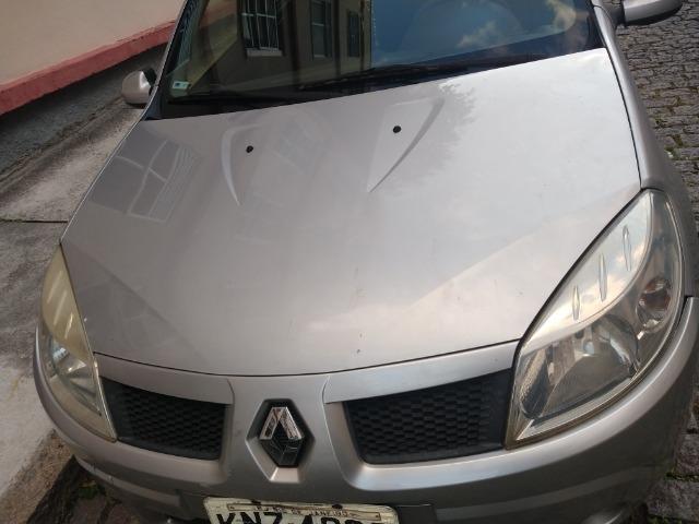 Renault Sandero 2011