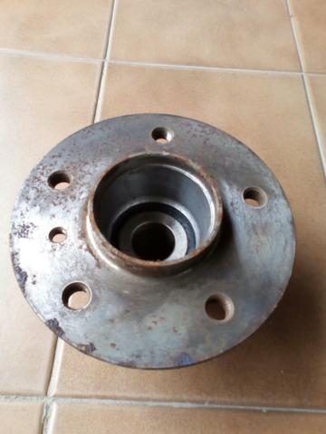 Cubo de roda Mercedes classe A 160 e 190