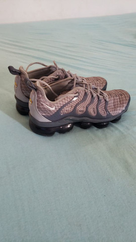 olx vapormax