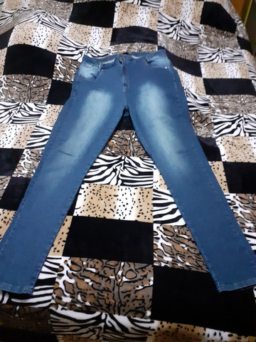 calça jeans plus size tamanho 48