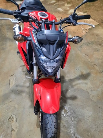 MOTO HONDA CB 500F
