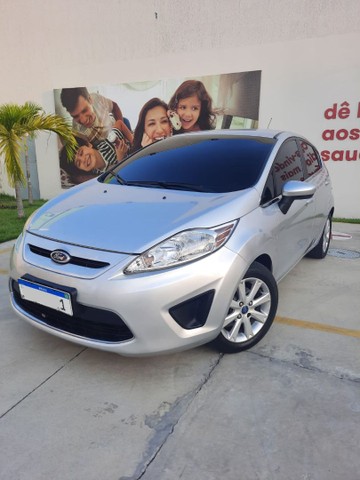 FORD NEW FIESTA HATCH 1.6 APENAS 80 MIL KM