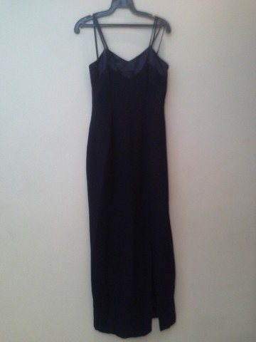 Vestido Longo Preto com alças, fenda lateral, tamanho P - em estado de novo - Foto 4