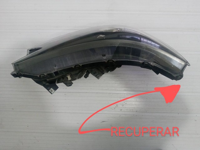 Farol Direito Honda Crv Garra Quebrada - Foto 4
