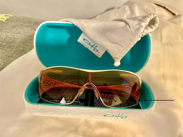 Oakley Sunglasses for sale in Brasília, Brazil