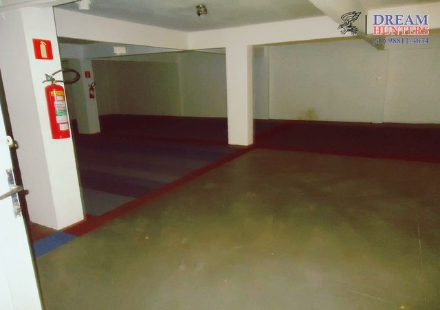 Loja Térrea com 336m², com 9 vagas, no bairro Bacacheri - Foto 3