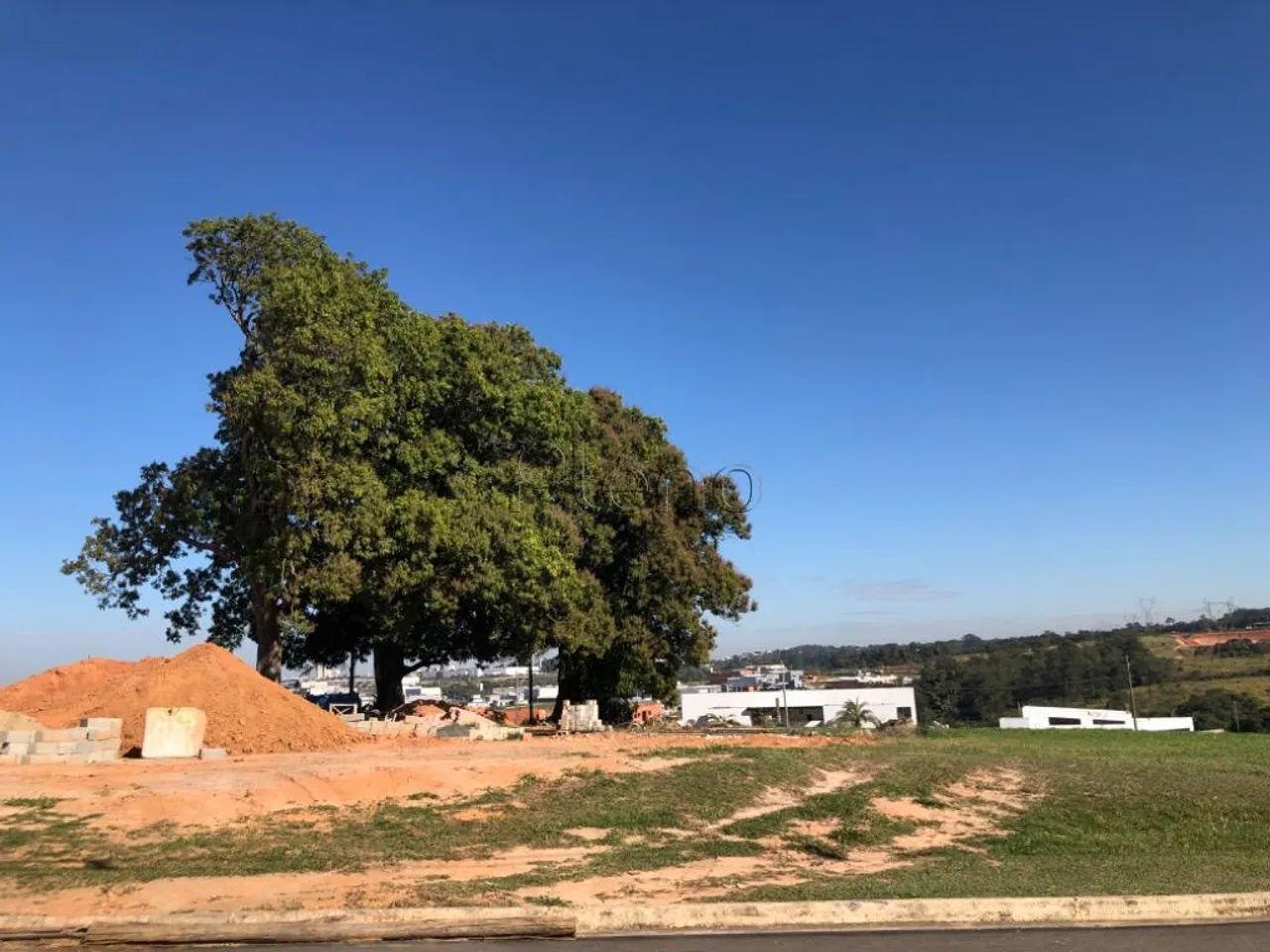 Terreno à venda em Indaiatuba, Jardim Indaiatuba Golf, com 1000.62 m², Jardins do Golfe Re