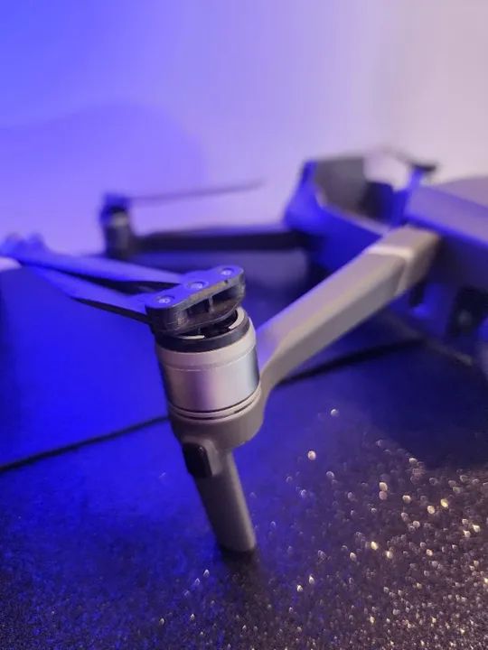 Braço Motor Dianteiro DIREITO - Drone Dji Mavic 2 Pro/zoom